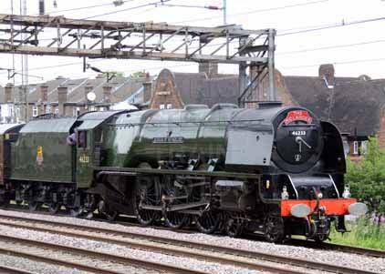 Purchase photo of 46233 DUCHESS OF SUTHERLAND at London - South Kenton